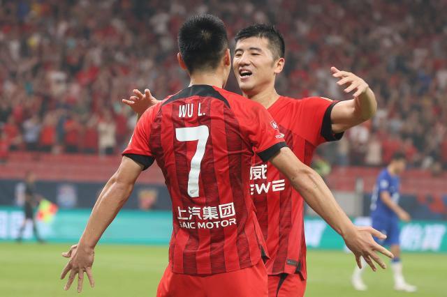 开云APP-专访李圣龙：10年坚持靠的是态度 爆发？有更高目标